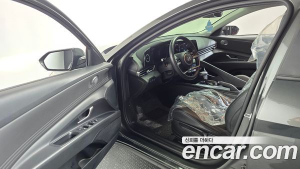 Hyundai Elantra 2021, фото 13