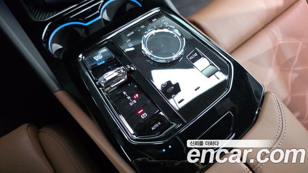 BMW i5 2024, фото 12