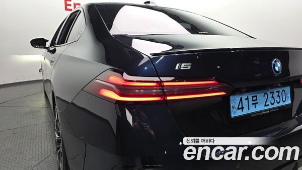 BMW i5 2024, фото 9