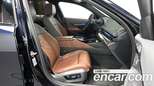 BMW i5 2024, фото 16