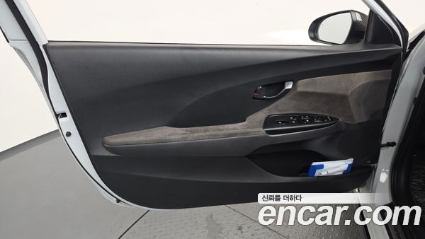 Hyundai Veloster 2021, фото 14