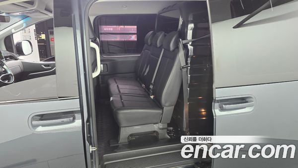 Hyundai Staria 2023, фото 16