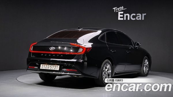 Hyundai Sonata 2022, фото 2