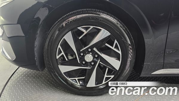 Hyundai Grandeur 2023, фото 4