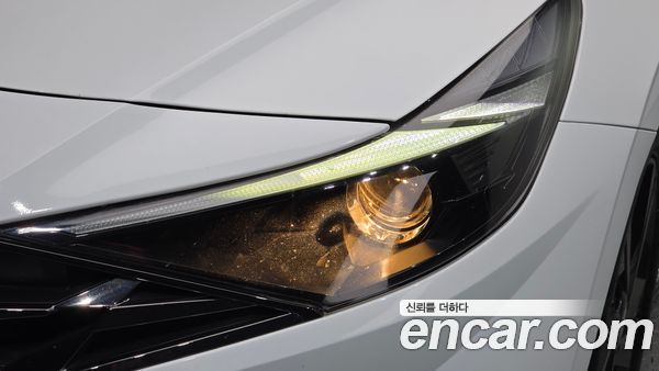 Hyundai Elantra 2023, фото 8