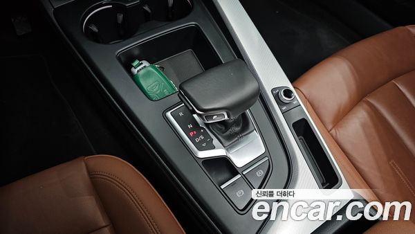 Audi A4 2021, фото 9