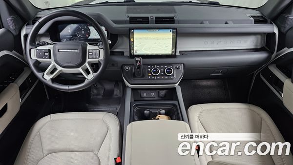 Land Rover Defender 2023, фото 9