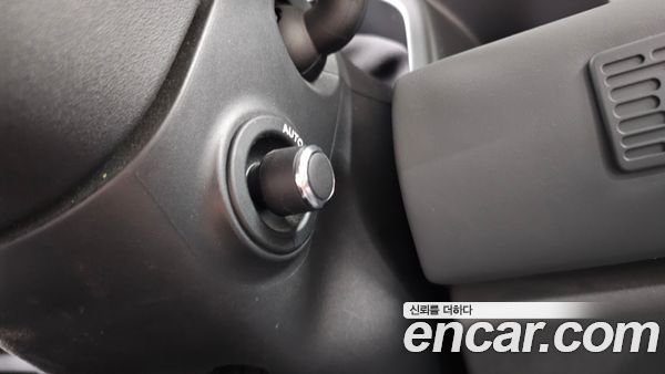 Land Rover Defender 2023, фото 29