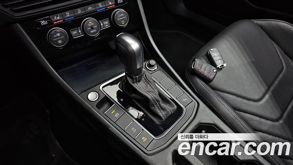 Volkswagen Jetta 2021, фото 12