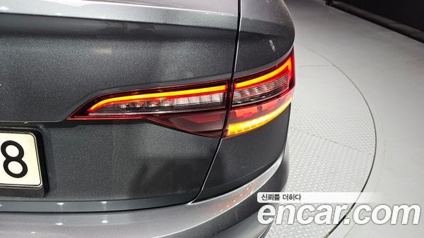 Volkswagen Jetta 2021, фото 9