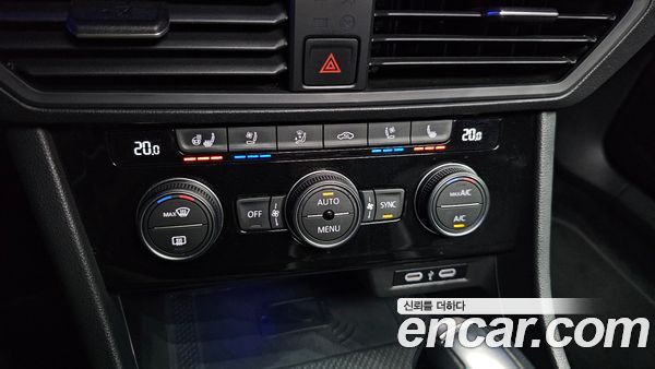 Volkswagen Jetta 2021, фото 30