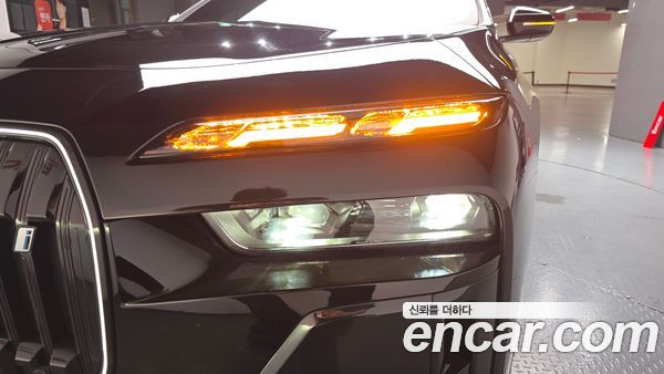 BMW i7 2024, фото 8