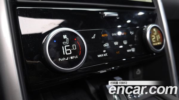 Land Rover Discovery 2025, фото 26