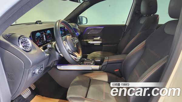 Mercedes-Benz GLB 2022, фото 14