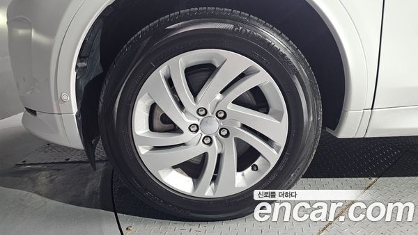 Land Rover Discovery Sport 2025, фото 5