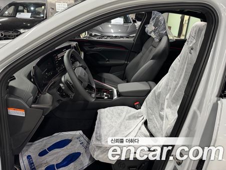 Audi Q5 2025, фото 6