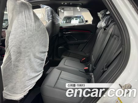 Audi Q5 2025, фото 12
