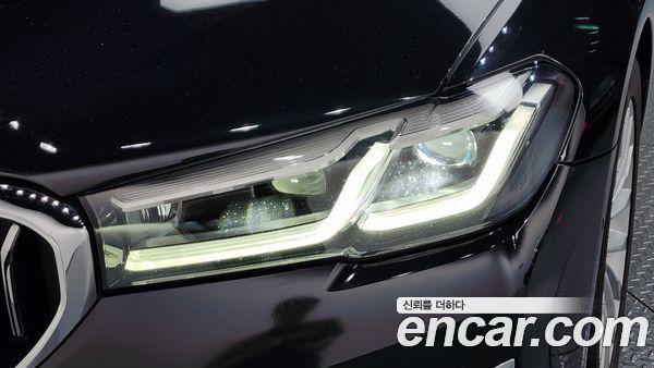 BMW 5 Series 2021, фото 8