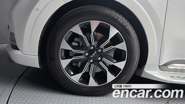 Kia Carnival 2023, фото 5