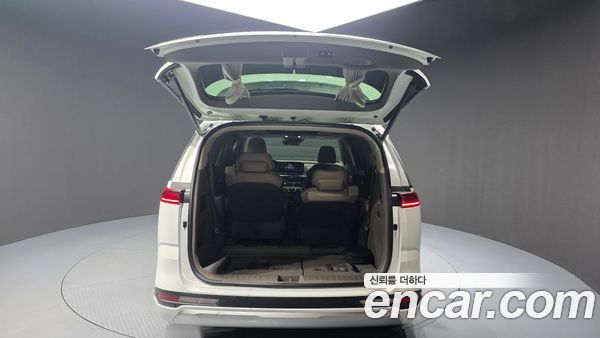 Kia Carnival 2023, фото 26