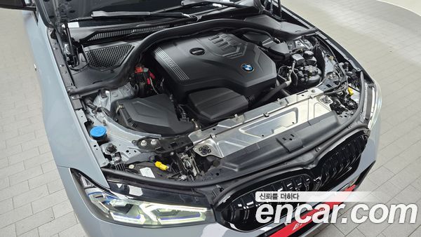 BMW 3 Series 2024, фото 5