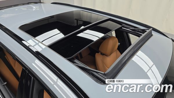 BMW 3 Series 2024, фото 28