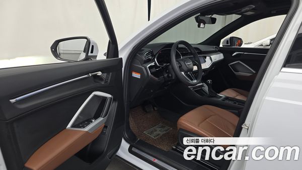 Audi Q3 2023, фото 13