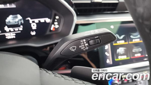 Audi Q3 2025, фото 31