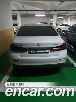 BMW 5 Series 2023, фото 6
