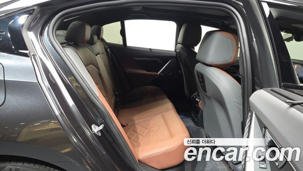BMW 5 Series 2024, фото 17