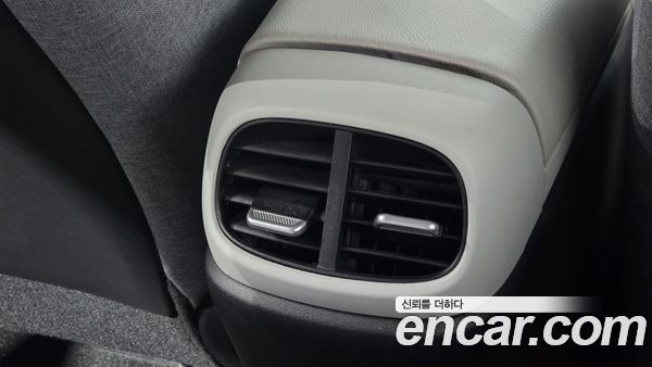 Hyundai Elantra 2021, фото 28