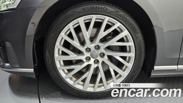 Audi A8 2020, фото 5