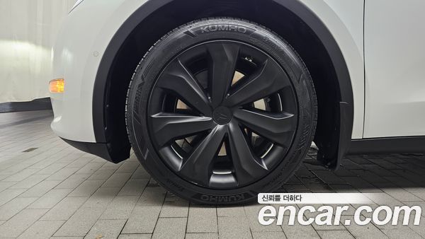 Tesla Model Y 2021, фото 4