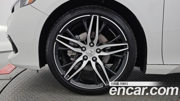 Honda Accord 2022, фото 4
