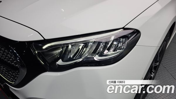 Mercedes-Benz E-Class 2026, фото 8