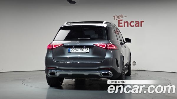 Mercedes-Benz GLE 2023, фото 3