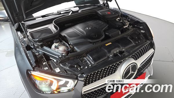 Mercedes-Benz GLE 2023, фото 5
