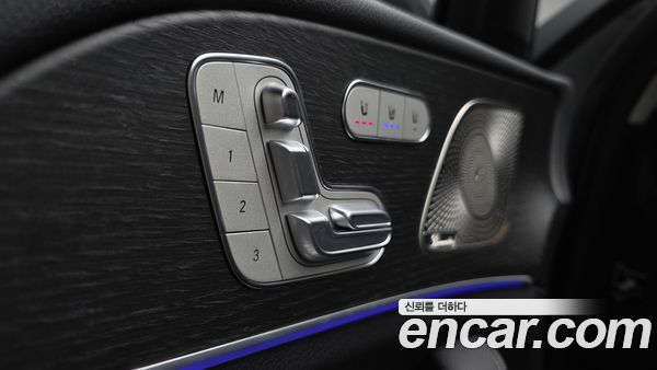 Mercedes-Benz GLE 2023, фото 33