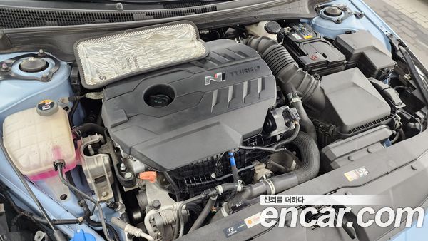 Hyundai Elantra 2023, фото 6