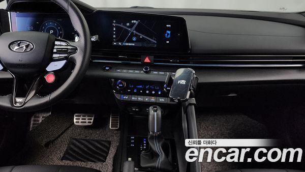 Hyundai Elantra 2023, фото 14
