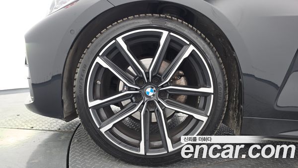 BMW 4 Series 2024, фото 5