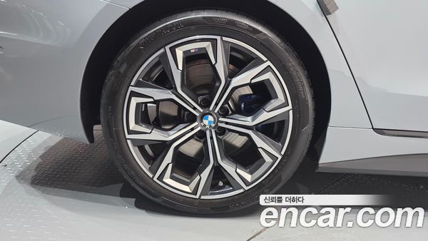BMW 4 Series 2024, фото 4