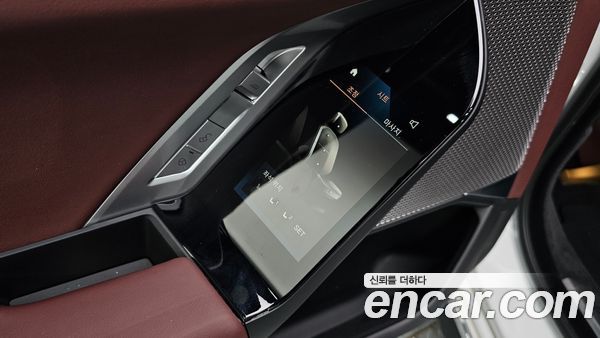 BMW i7 2024, фото 30
