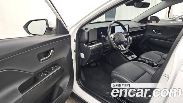 Hyundai Kona 2023, фото 13