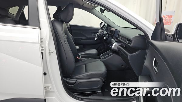 Hyundai Kona 2023, фото 17