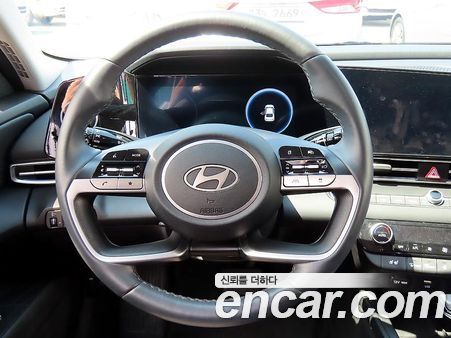 Hyundai Elantra 2024, фото 7