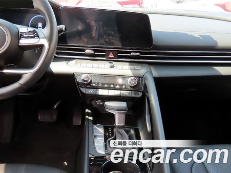 Hyundai Elantra 2024, фото 10
