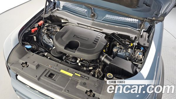Land Rover Defender 2022, фото 5