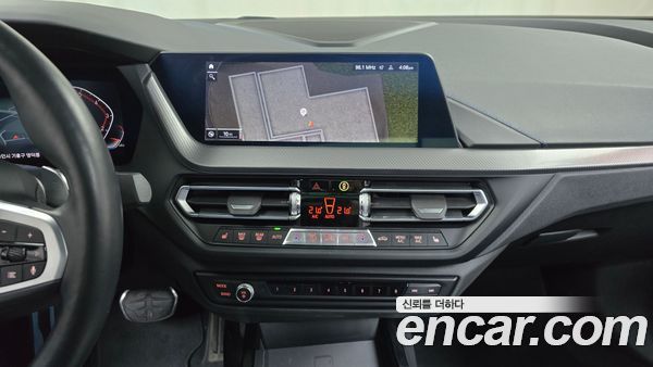 BMW 2 Series 2023, фото 28