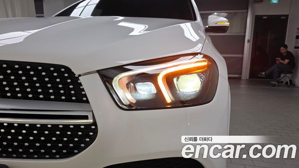 Mercedes-Benz GLE 2021, фото 8